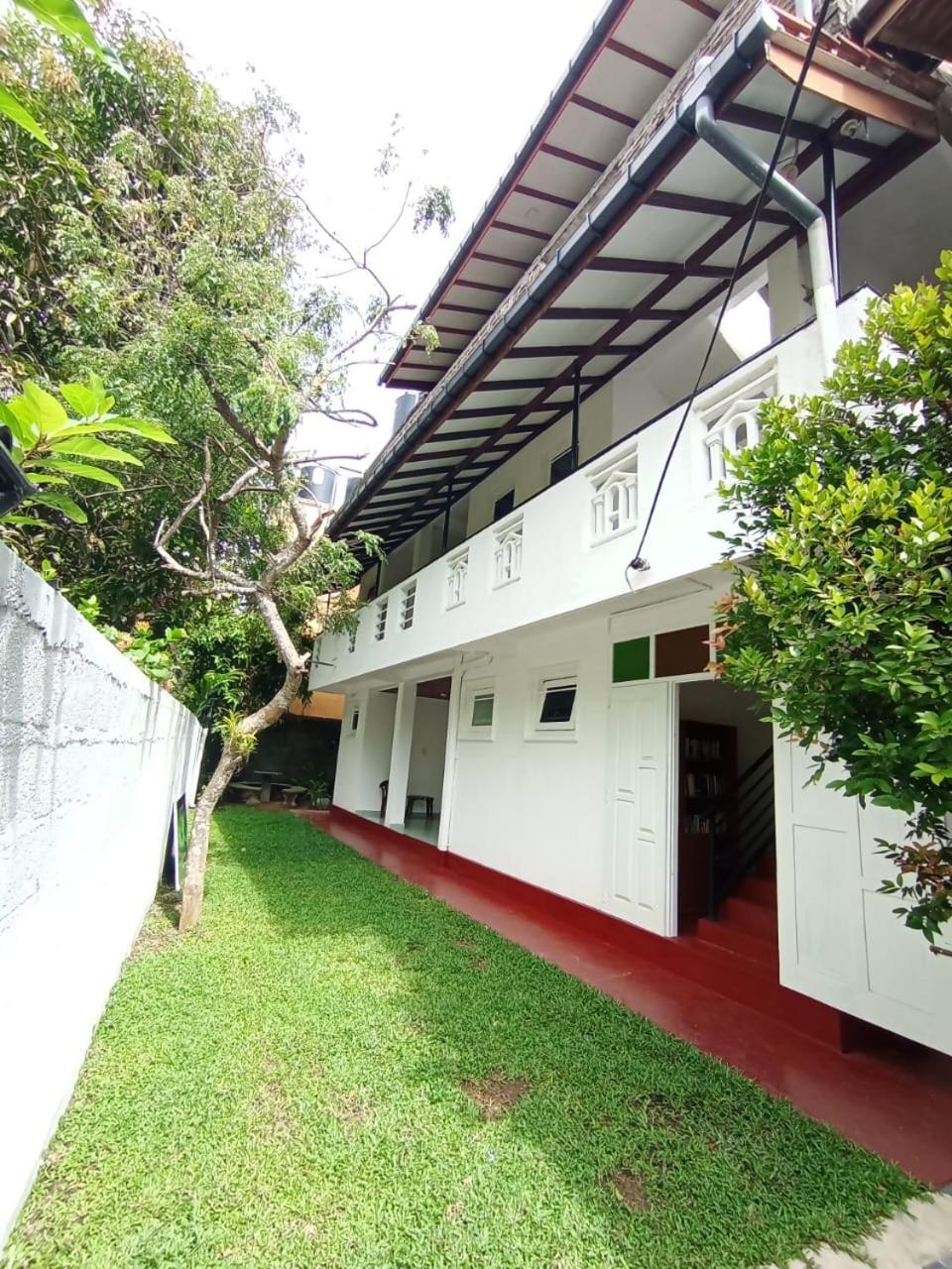 Sihara Rooms & Hostel Matara Kültér fotó